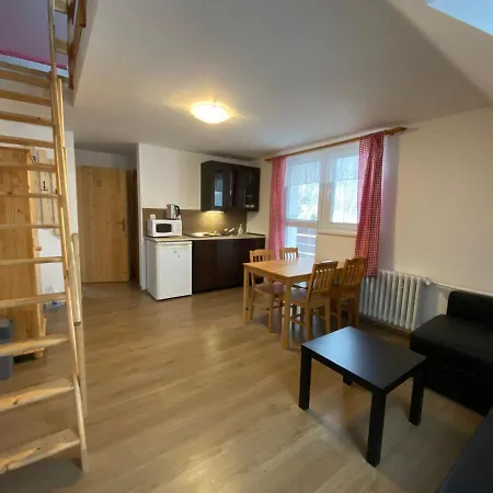 Pod Lesem - Horni Appartement *